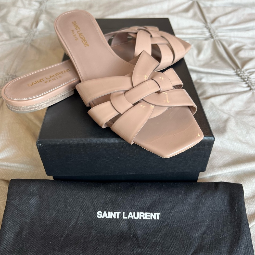 Nude Saint Laurent flat sandals